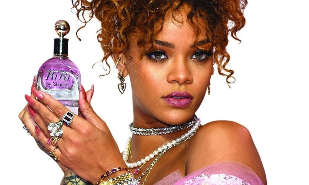 Best selling celebrity perfume, 10 top rated fragrances from famous people